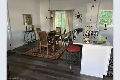 344 Lee Avenue, Yadkinville, NC 27055 - Photo 3