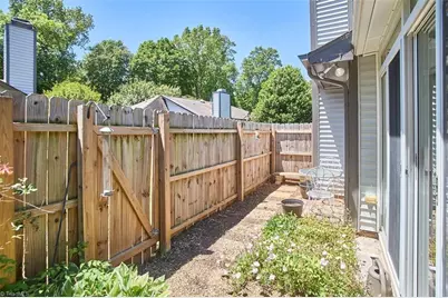 714 Woodbury Knolls Drive, Winston-Salem, NC 27104 - Photo 31