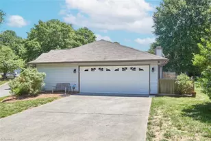 714 Woodbury Knolls Dr, Winston-Salem, NC 27104 - Photo 27