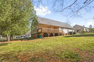 2287 Loflin Farlow Ln, Sophia, NC 27350 - Photo 9