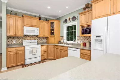 5222 N Nc Highway 16, Millers Creek, NC 28651 - Photo 17