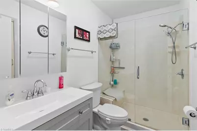 224 Delaware Avenue, Mount Airy, NC 27030 - Photo 17