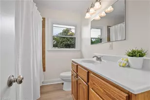 2802 Summit Ave, Greensboro, NC 27405 - Photo 23