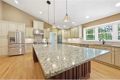 2085 Huntington Woods Drive, Lexington, NC 27295 - Photo 15