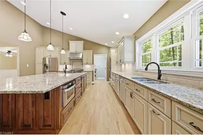 2085 Huntington Woods Drive, Lexington, NC 27295 - Photo 5