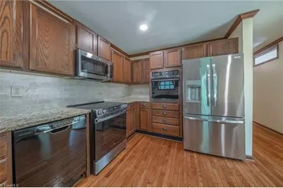 1048 Beecher Road, Winston-Salem, NC 27104 - Photo 23