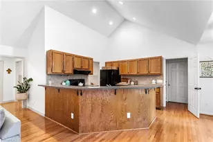 7187 Johns Point Ct, Liberty, NC 27298 - Photo 9