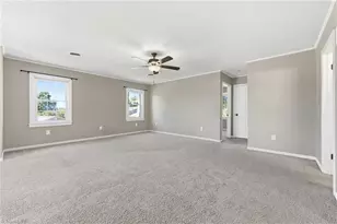 3402 Edgefield Rd, Greensboro, NC 27409 - Photo 35