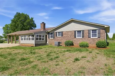3402 Edgefield Road, Greensboro, NC 27409 - Photo 25