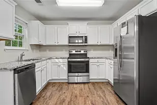 4281 Salem Springs Ct, Winston-Salem, NC 27107 - Photo 5