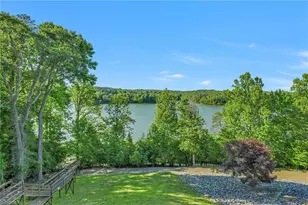 318 Heron Point Dr, Wilkesboro, NC 28697 - Photo 47