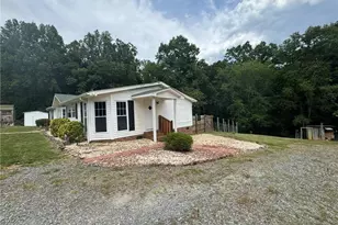 3028 Quaker Church Rd, Pinnacle, NC 27043 - Photo 25