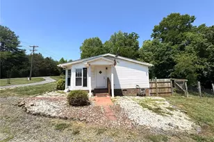 3028 Quaker Church Rd, Pinnacle, NC 27043 - Photo 25