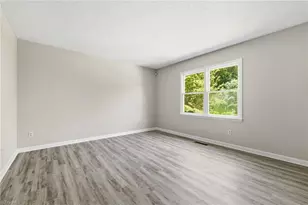 3319 Argyle Ln, Greensboro, NC 27406 - Photo 7