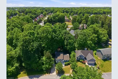 3319 Argyle Lane, Greensboro, NC 27406 - Photo 35