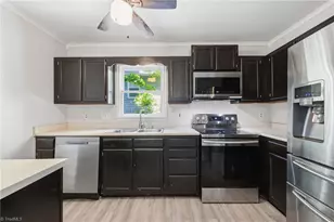3319 Argyle Ln, Greensboro, NC 27406 - Photo 13