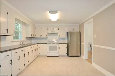 1279 N Hoots Road, Ronda, NC 28679 - Photo 7
