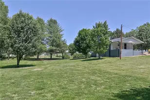 1279 N Hoots Rd, Ronda, NC 28679 - Photo 23