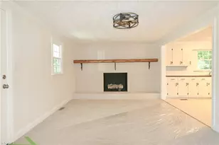 1279 N Hoots Rd, Ronda, NC 28679 - Photo 5