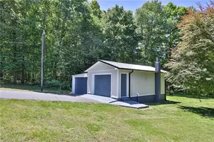 1279 N Hoots Rd, Ronda, NC 28679 - Photo 25