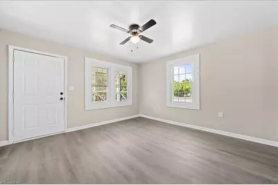 628 Elm Street, Graham, NC 27253 - Photo 21