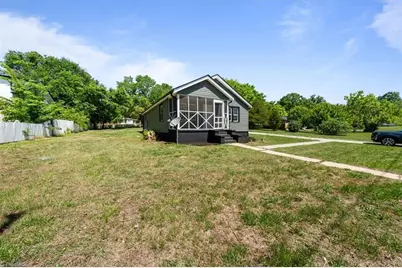 628 Elm Street, Graham, NC 27253 - Photo 3