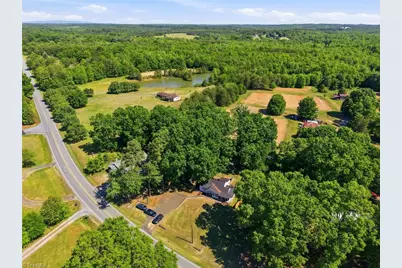 7261 Nc Highway 704, Madison, NC 27025 - Photo 35