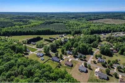 251 River Run Drive, Reidsville, NC 27320 - Photo 5
