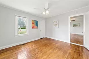 414 S Maple St, Graham, NC 27253 - Photo 21