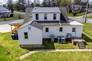 414 S Maple St, Graham, NC 27253 - Photo 39
