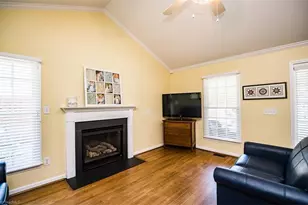 205 Beauregard Ln, Mebane, NC 27302 - Photo 5