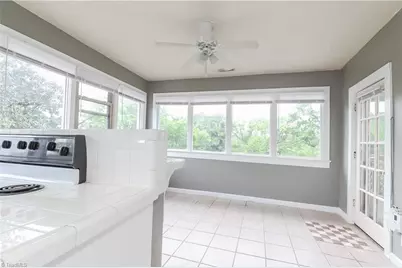 1025 West End Boulevard, Winston-Salem, NC 27101 - Photo 9