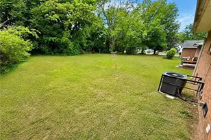 1504 Britton St, Greensboro, NC 27406 - Photo 25