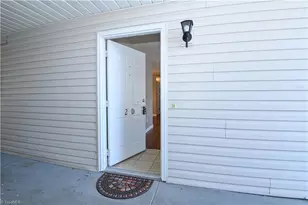 5805 Battery Dr, Greensboro, NC 27409 - Photo 3