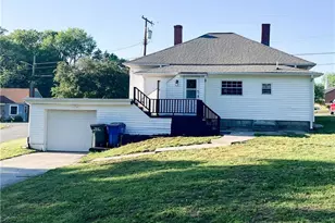 641 Sunset Dr, Mount Airy, NC 27030 - Photo 5