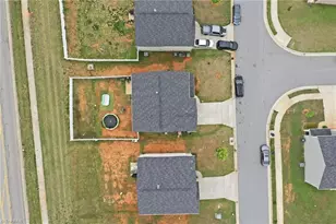 4014 Bobtail Ct, Greensboro, NC 27405 - Photo 39