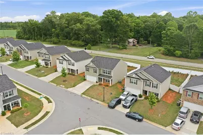 4014 Bobtail Court, Greensboro, NC 27405 - Photo 41