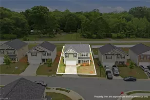 4014 Bobtail Ct, Greensboro, NC 27405 - Photo 3