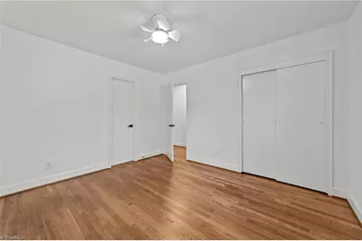 212 W Cornwallis Drive, Greensboro, NC 27408 - Photo 39