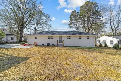 212 W Cornwallis Drive, Greensboro, NC 27408 - Photo 9
