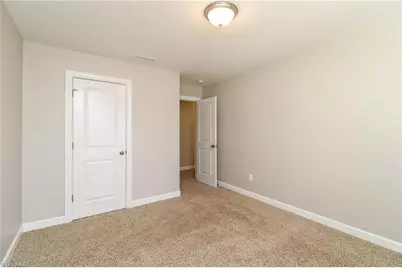 5519 Hardie Farm Drive, Greensboro, NC 27405 - Photo 7