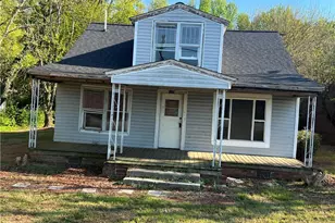 1219 Market Center Dr, High Point, NC 27260 - Photo 3