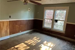 1219 Market Center Dr, High Point, NC 27260 - Photo 13