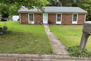 1 Tilley Ct, Greensboro, NC 27402 - Photo 3