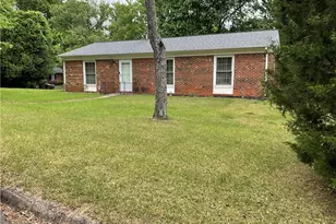 1 Tilley Ct, Greensboro, NC 27402 - Photo 1