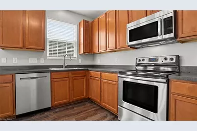 518 Macgregor Drive, Burlington, NC 27217 - Photo 11