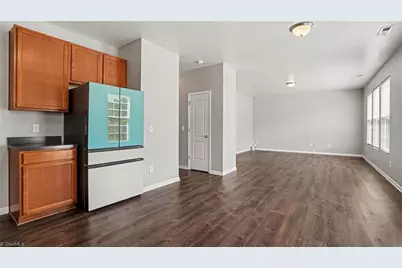 518 Macgregor Drive, Burlington, NC 27217 - Photo 9