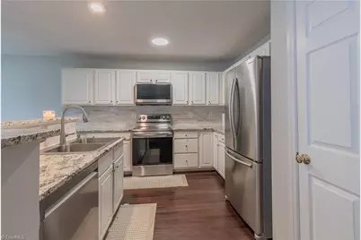 1109 Academic Drive, Winston-Salem, NC 27106 - Photo 3