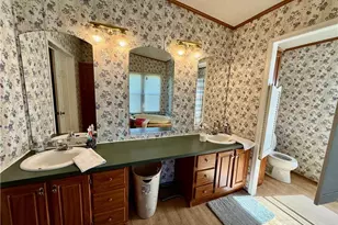 1038 Blackburn Hollow Rd, Purlear, NC 28665 - Photo 27
