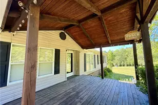 1038 Blackburn Hollow Rd, Purlear, NC 28665 - Photo 3